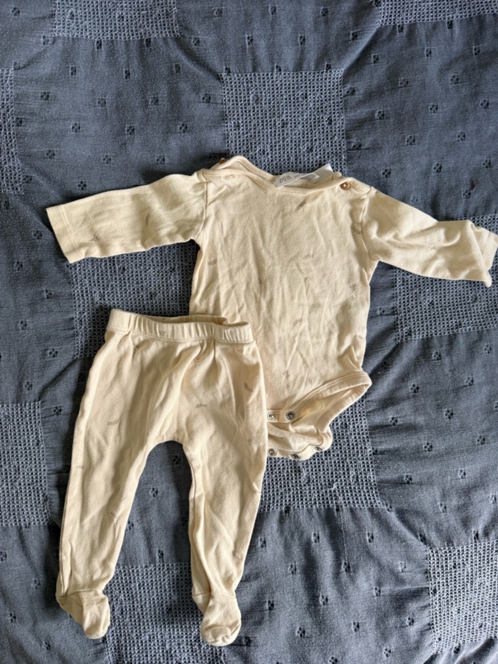 Zara Baby Cream Long-Sleeve Baby One-Piece and Footed Pants Set